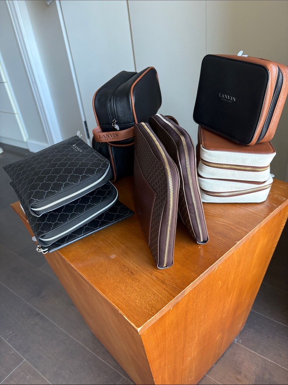 Lanvin Black and Brown Leather inflight travel Toiletry Bag Collection set of 10 - Picture 5 of 5